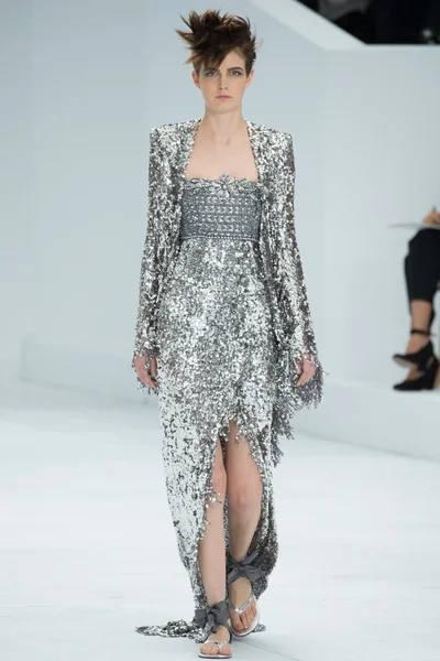 Look 50